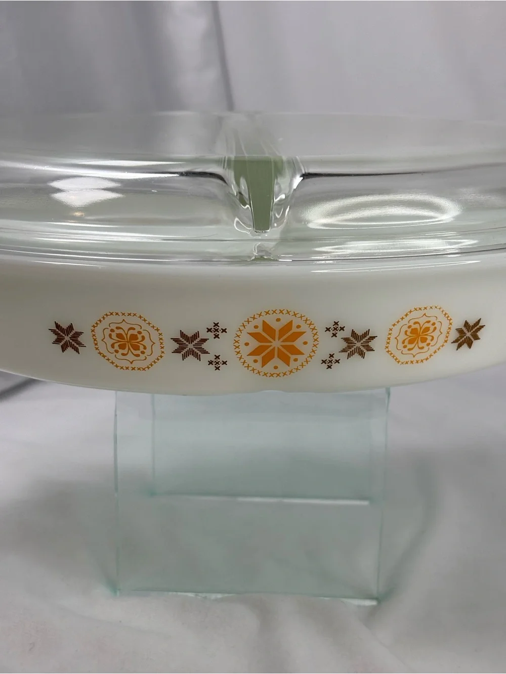 Vintage PYREX Town & Country Divided Casserole Dish 1.5 Qt with Lid 1960s. EUC